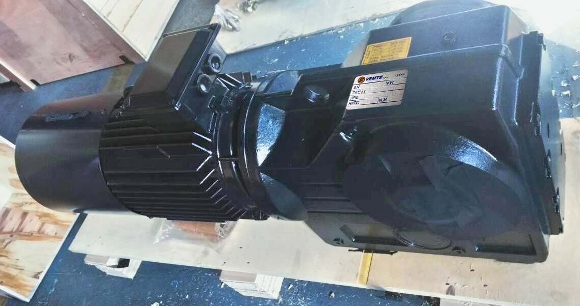 移動(dòng)小車(chē)減速機(jī),雙出軸減速機(jī),直角減速機(jī)