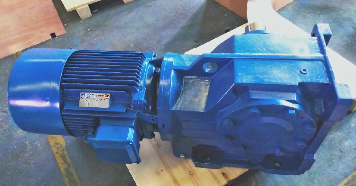 減速機(jī)配剎車(chē)電機(jī)